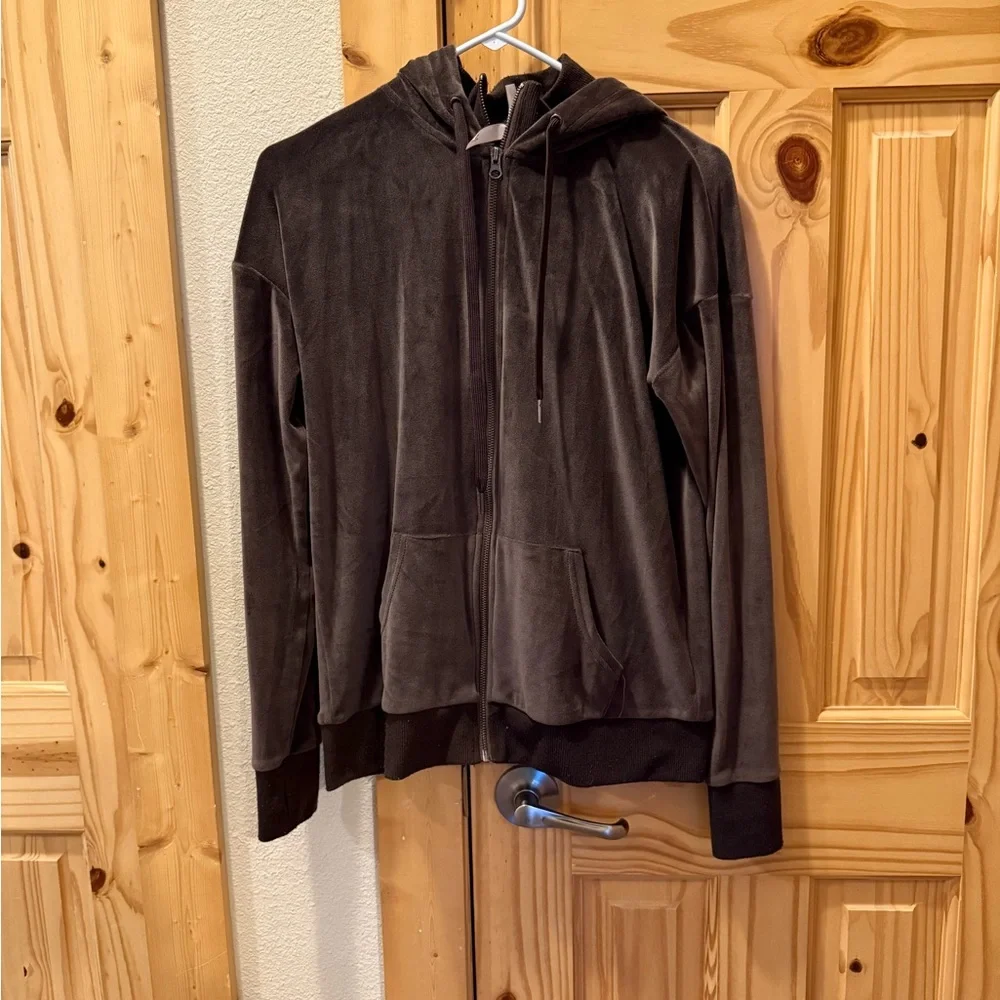 Cozy Dark Brown Bethany Top - Picture 1 of 3